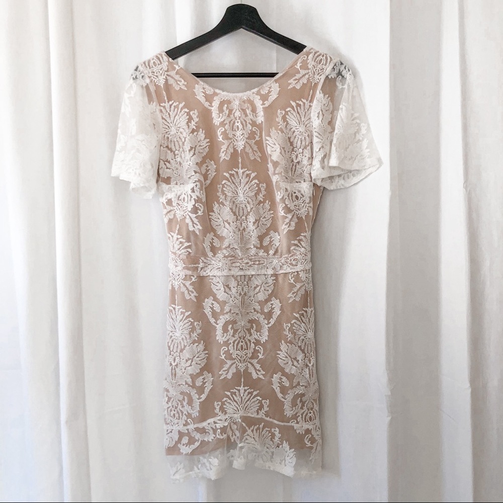 FOR LOVE AND LEMONA LACE MINI DRESS SZ SMALL